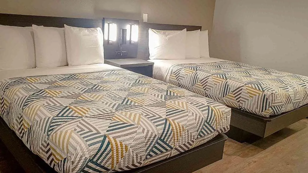 Motel 6-Bellflower, CA - Los Angeles Hotel